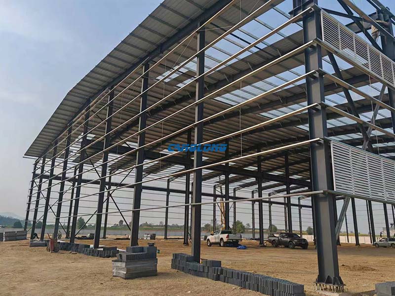 Thai steel factory building installation